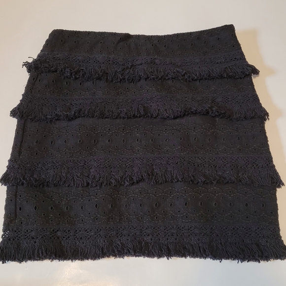 Black eyelet frill ruffle skirt - Picture 1 of 4